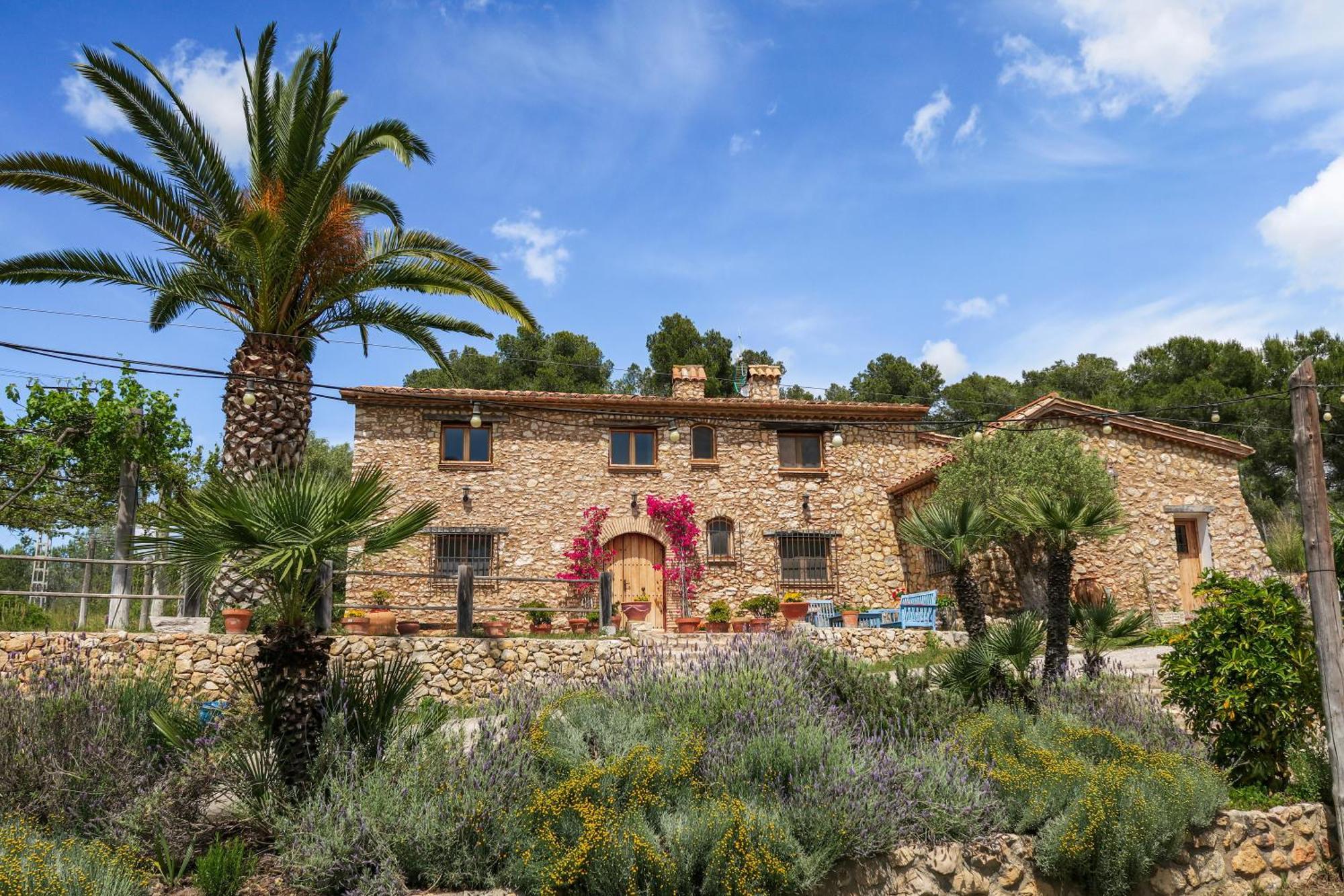 Masia Pou De La Vinya Sitges Exterior foto
