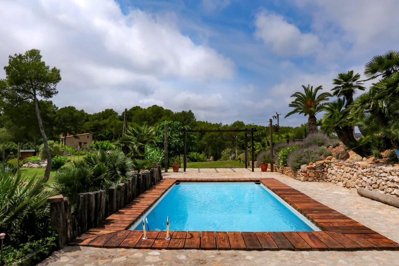 Masia Pou De La Vinya Sitges Exterior foto