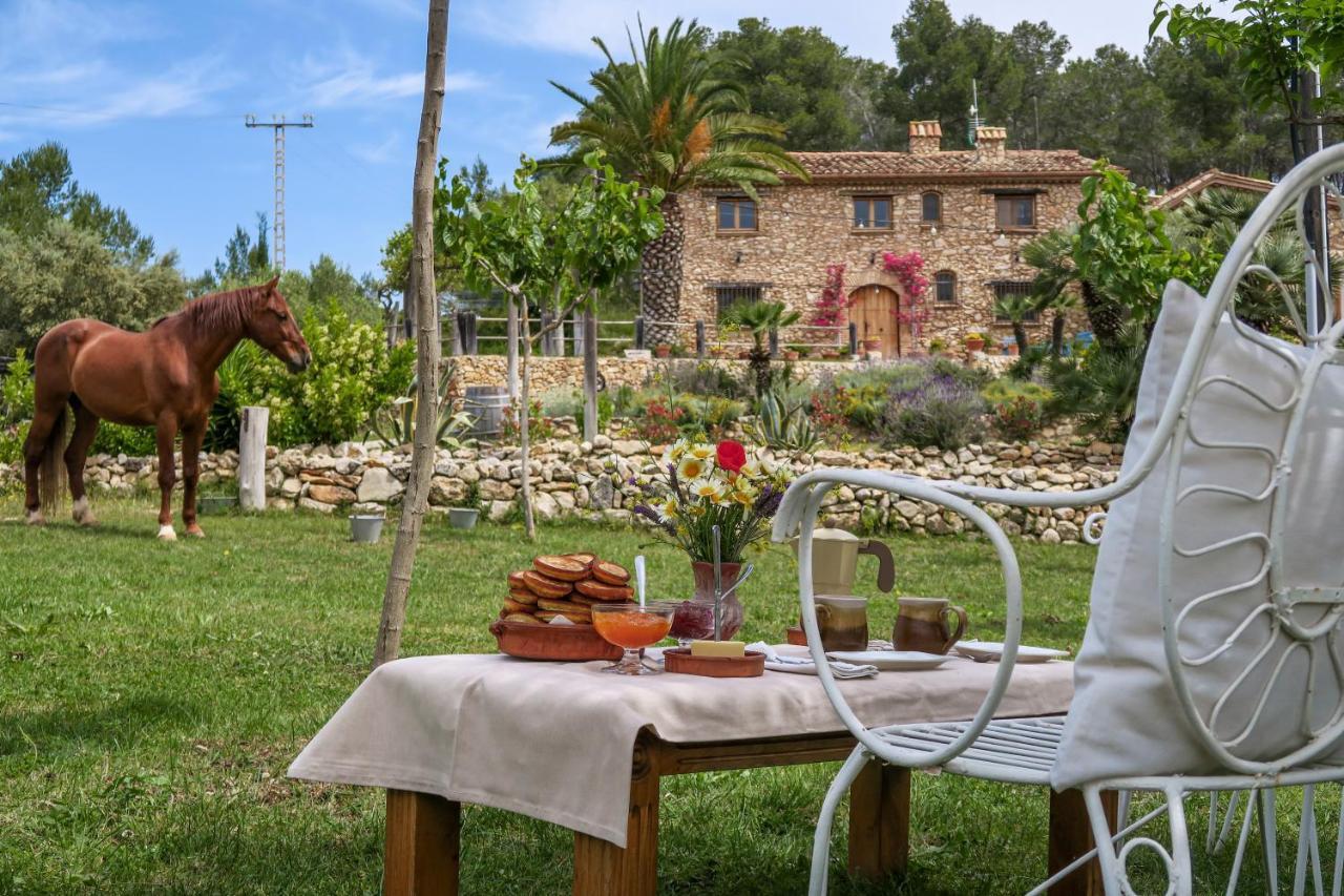 Masia Pou De La Vinya Sitges Exterior foto