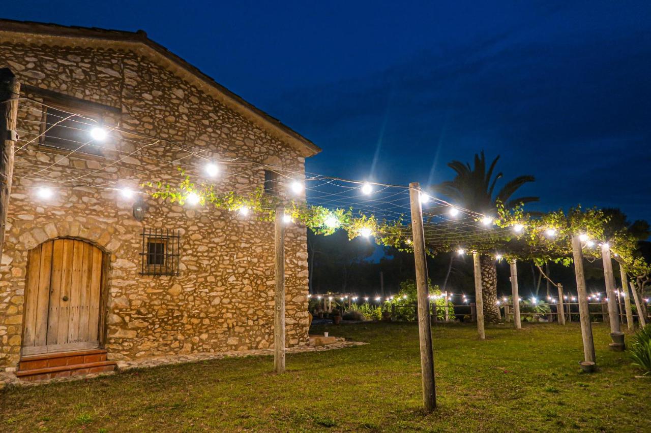 Masia Pou De La Vinya Sitges Exterior foto